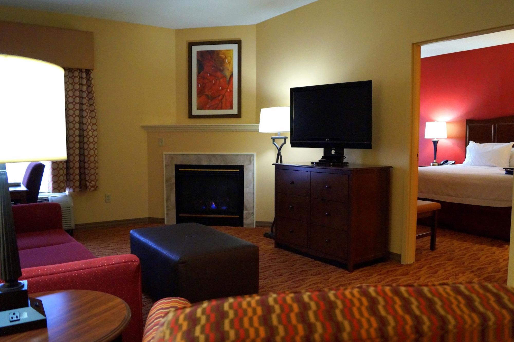 Hampton Inn Алтуна Экстерьер фото