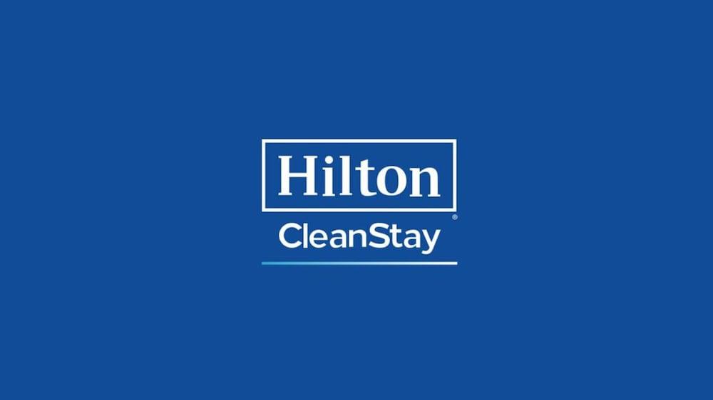 Hampton Inn Алтуна Экстерьер фото