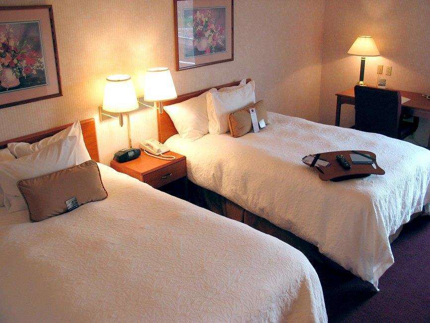Hampton Inn Алтуна Номер фото